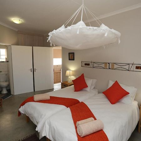 Apartamento Orange House Self Catering Aus Exterior foto
