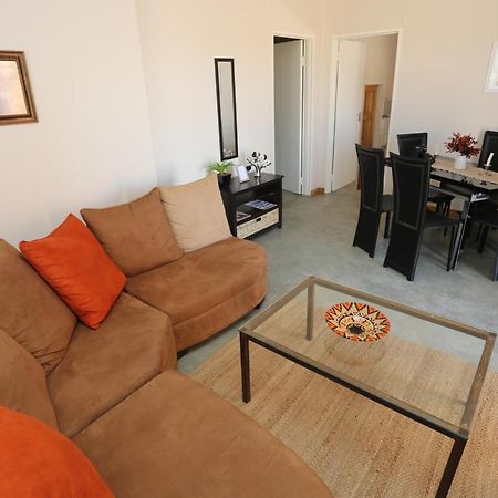 Apartamento Orange House Self Catering Aus Exterior foto